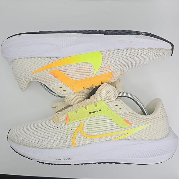 Nike Air Zoom Pegasus 40 Coconut Milk Lime Mens 9.5 Running Shoes Sneakers - Picture 6 of 8